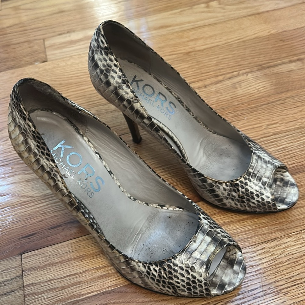 KORS by Michael Kors Cream & Brown Peep Toe Heels - Picture 3 of 5